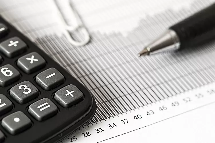 EUA prevê investimento em publicidade digital superior à tradicional